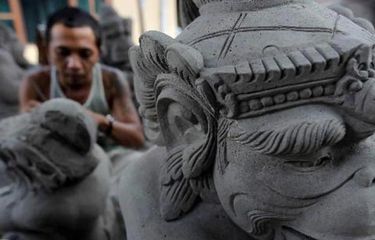 Detail Patung Yang Terbuat Dari Tanah Liat Nomer 27