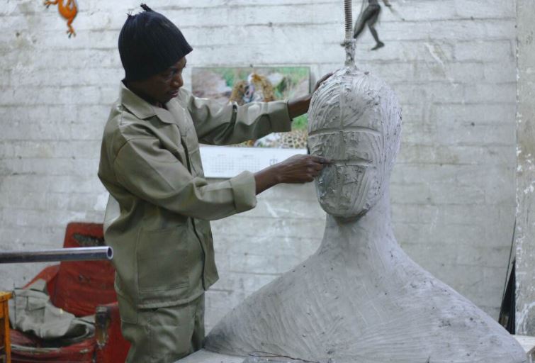 Detail Patung Yang Terbuat Dari Tanah Liat Nomer 36