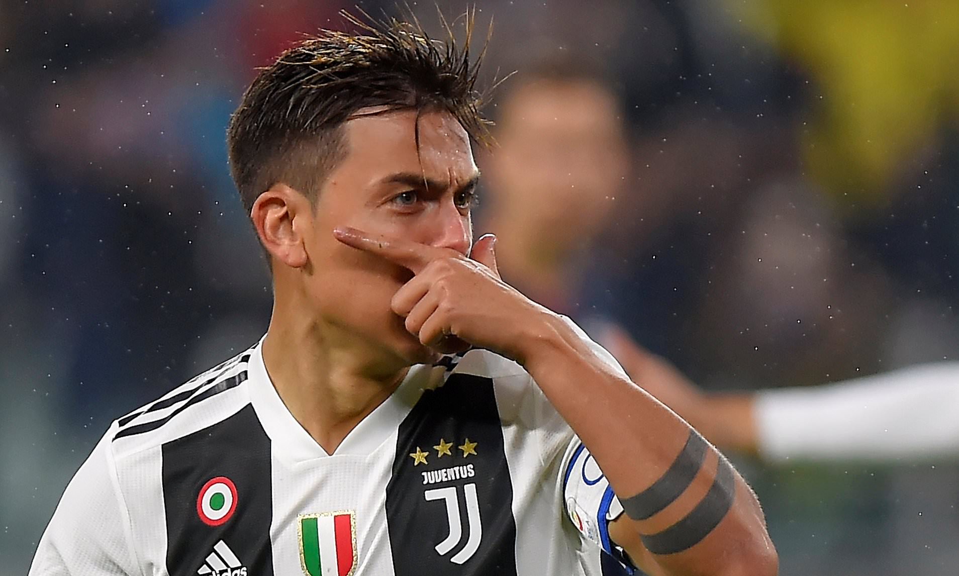 Detail Paulo Dybala Celebration Nomer 2