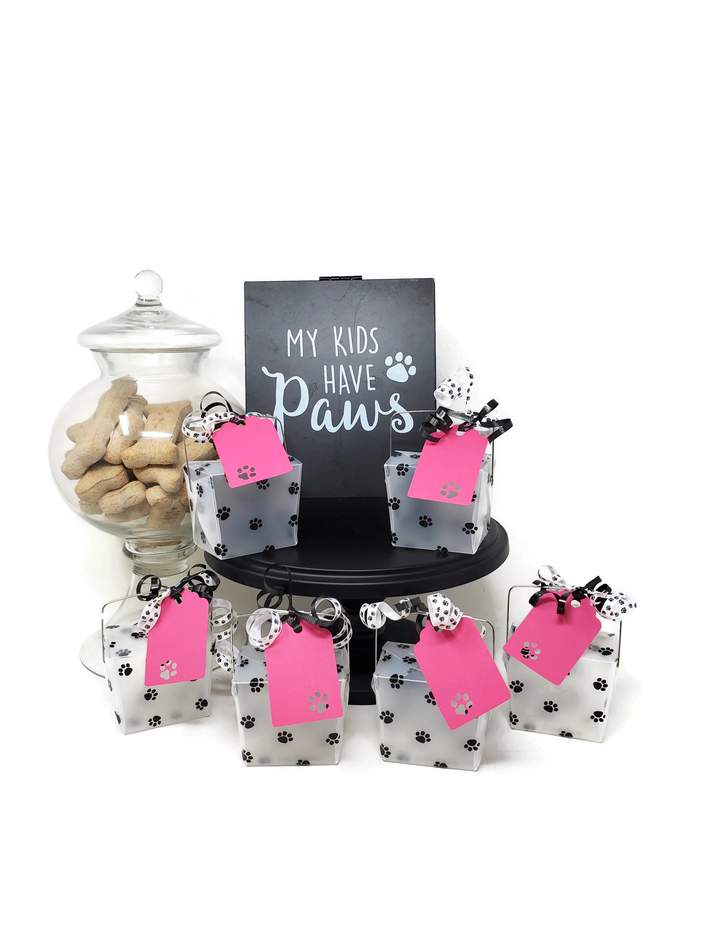 Detail Paw Print Confetti Nomer 54