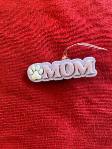 Detail Paw Print Crocs Nomer 28