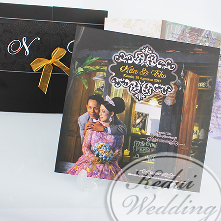 Detail Desain Undangan Pernikahan Dengan Foto Prewedding Nomer 20