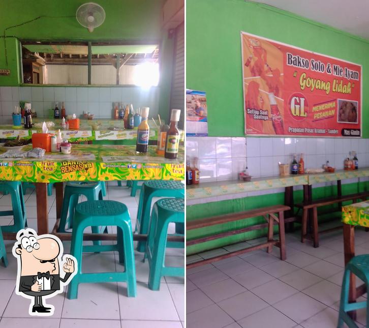 Detail Desain Warung Jus Sederhana Nomer 43