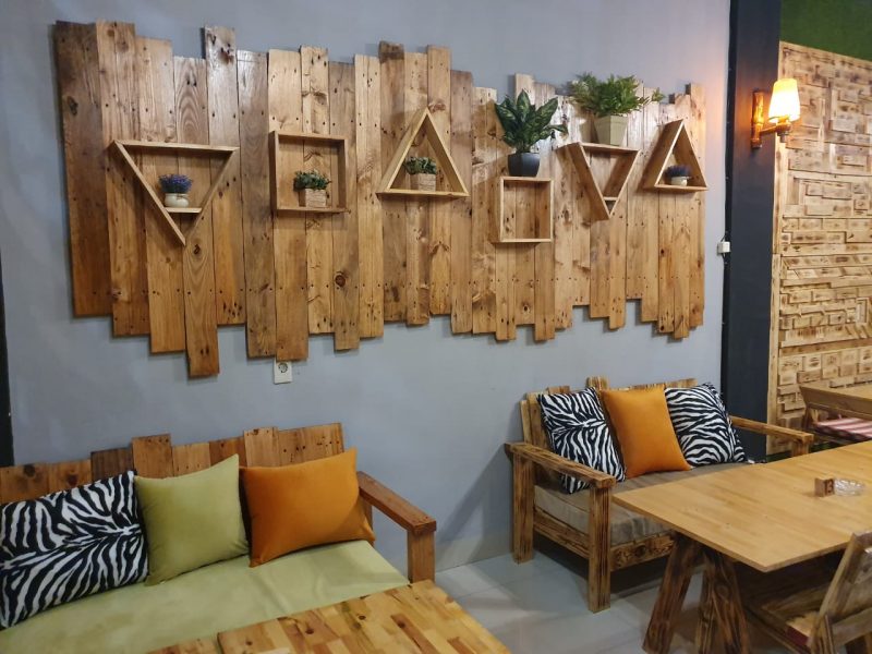 Detail Desain Warung Kopi Dari Kayu Nomer 48