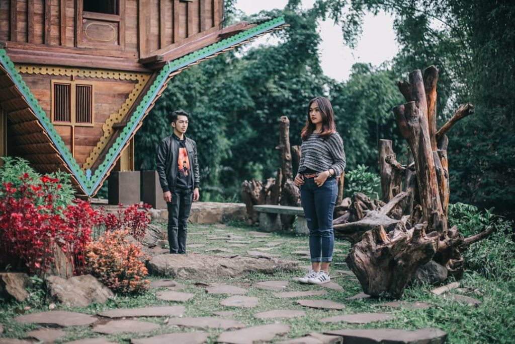 Detail Lokasi Rumah Terbalik Di Bandung Nomer 50