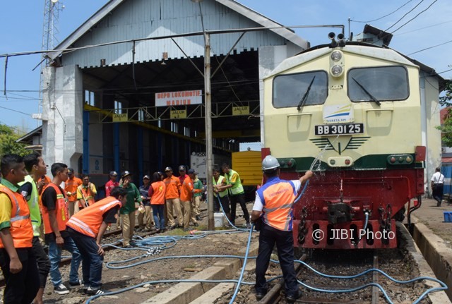 Detail Lokomotif Tua Di Indonesia Nomer 17