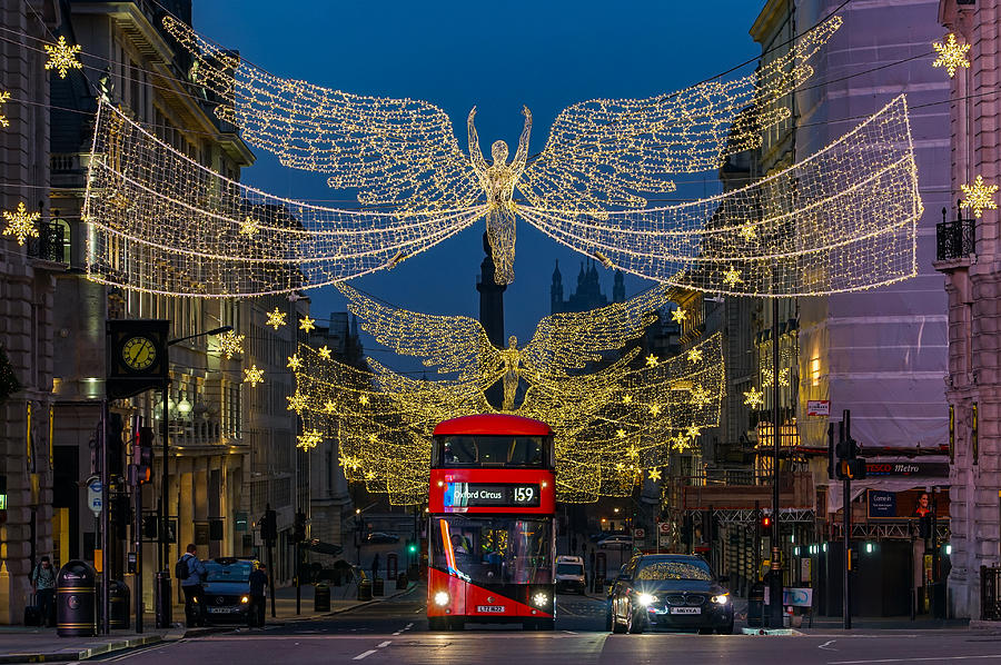 Detail London Double Decker Bus Nomer 45