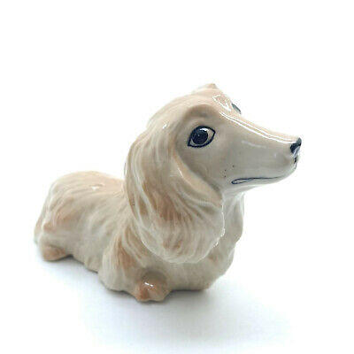 Detail Long Haired Dachshund Statue Nomer 26