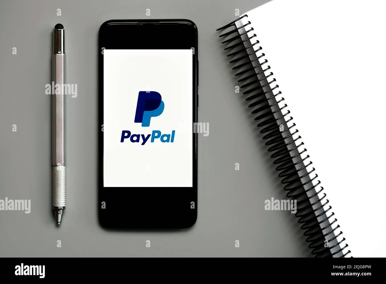 Detail Paypal Logo Black Background Nomer 29