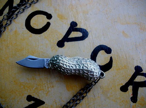 Detail Peanut Knife Keychain Nomer 25