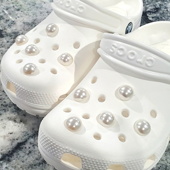 Detail Pearls For Crocs Nomer 57