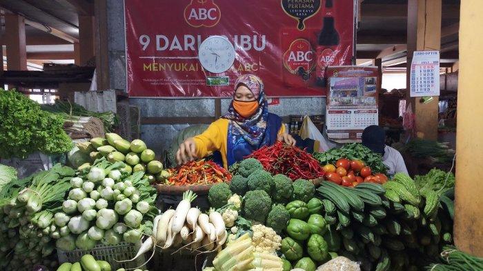 Detail Pedagang Sayur Di Pasar Nomer 8