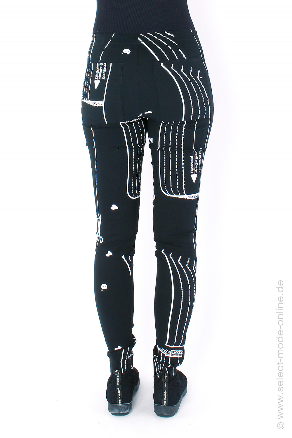 Detail Lotus Leggings Guns Out Nomer 42