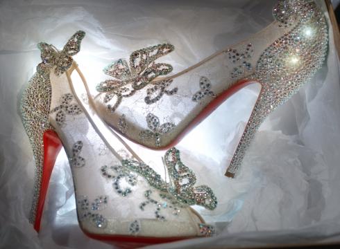 Detail Louboutin Wedding Shoes Cinderella Nomer 9