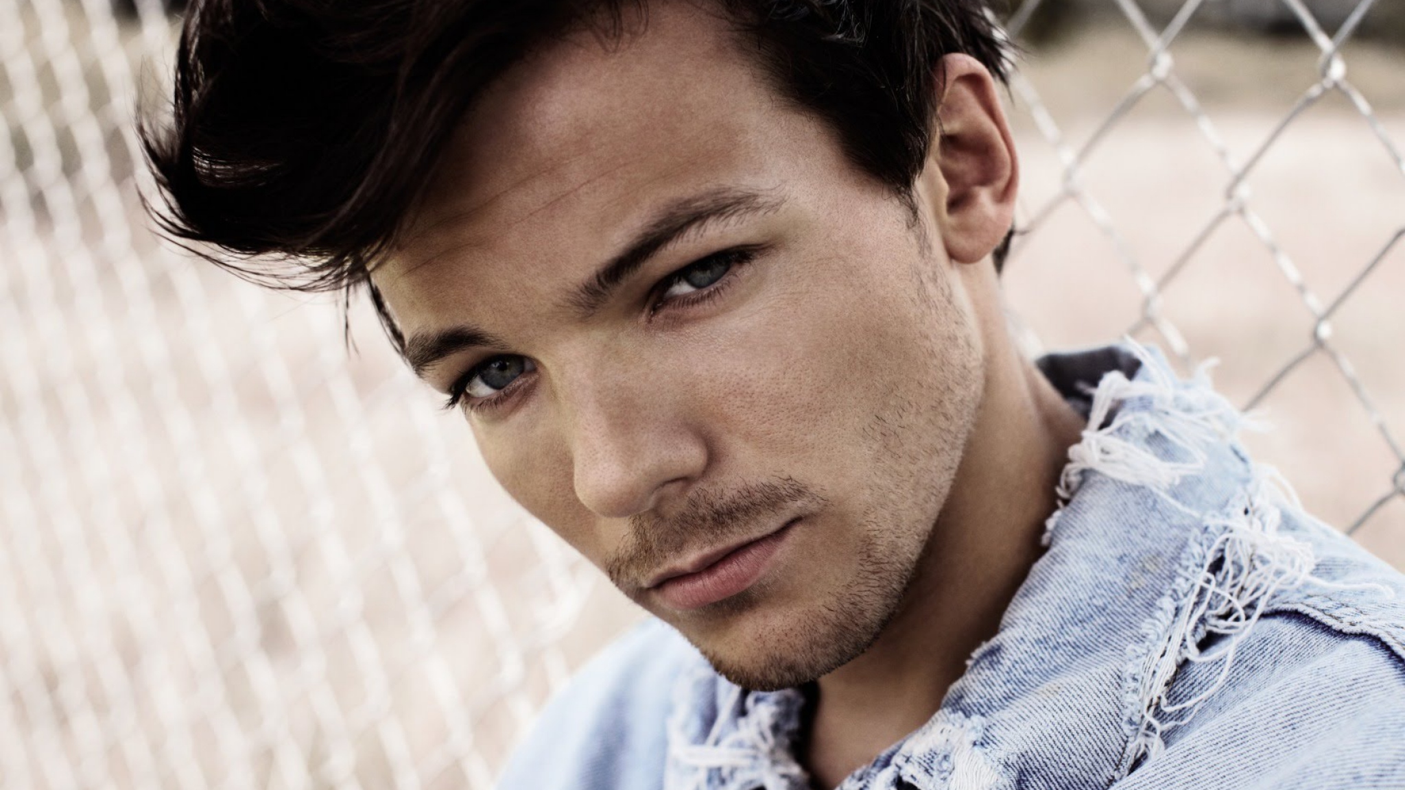 Detail Louis Tomlinson Wallpaper Nomer 34