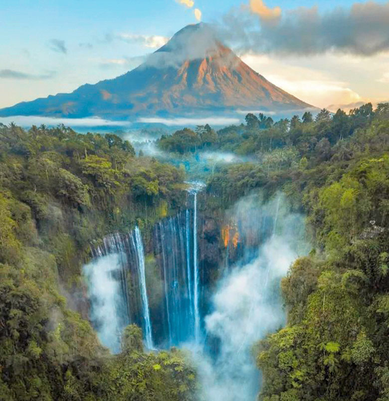 Detail Pegunungan Air Terjun Nomer 9