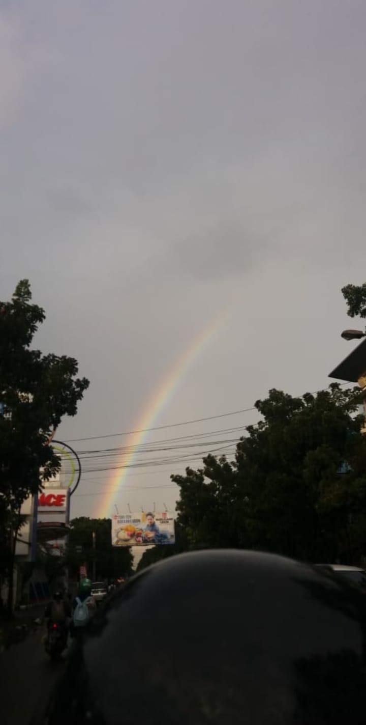 Detail Pelangi Di Langit Senja Nomer 27