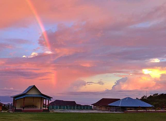 Detail Pelangi Di Langit Senja Nomer 33