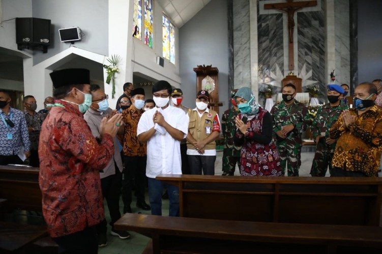 Detail Pelayanan Gereja Katolik Nomer 11