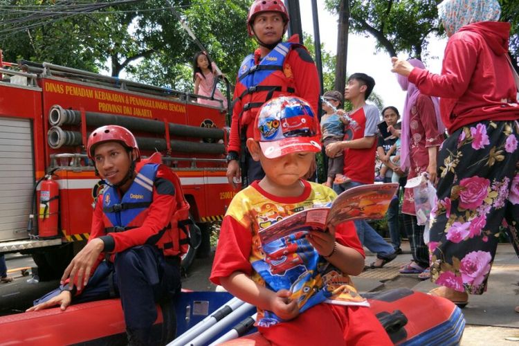 Pemadam Kebakaran Anak Anak - KibrisPDR