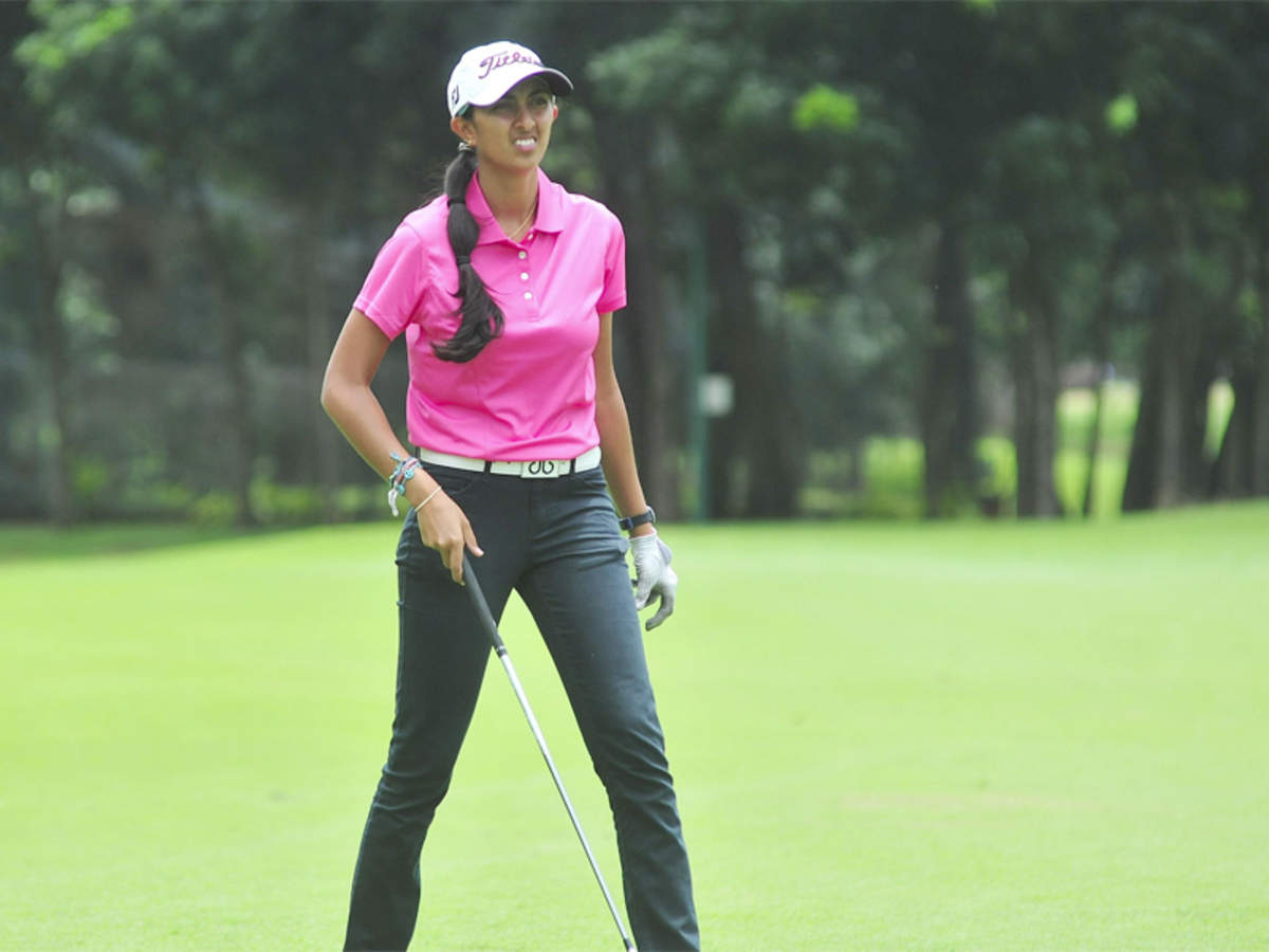 Detail Pemain Golf Wanita Nomer 44