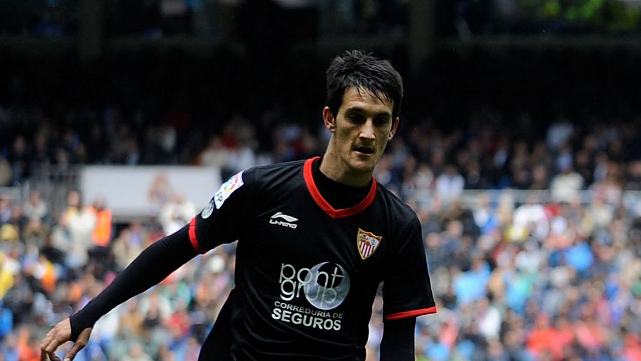 Detail Luis Alberto Liverpool Nomer 29