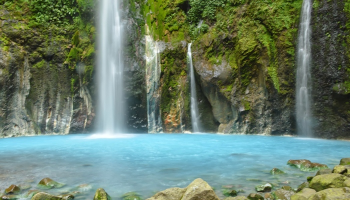 Detail Pemandangan Air Terjun Asli Nomer 3