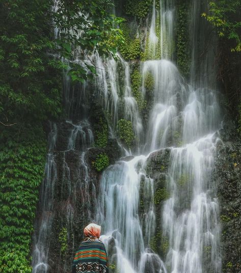 Detail Pemandangan Air Terjun Asli Nomer 30