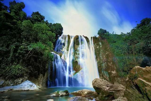 Detail Pemandangan Alam Air Terjun Nomer 33