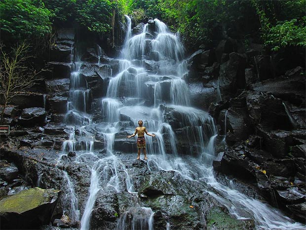 Detail Pemandangan Alam Air Terjun Terindah Nomer 32