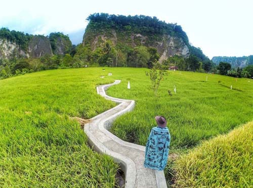 Detail Pemandangan Alam Asli Indonesia Nomer 22