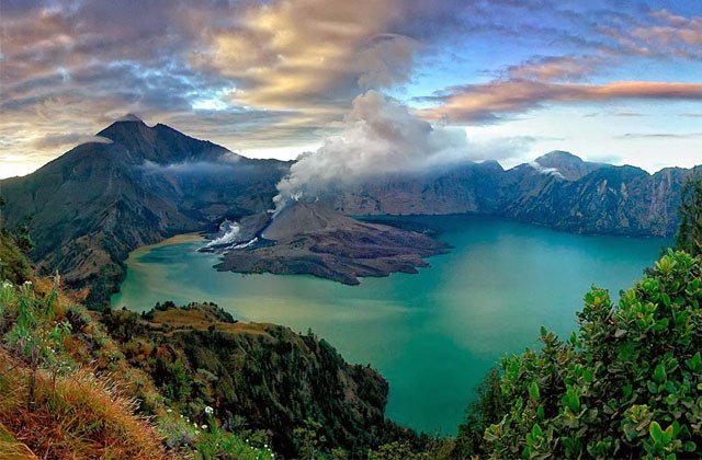 Detail Pemandangan Alam Yang Indah Di Indonesia Nomer 39