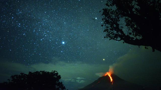 Detail Pemandangan Bintang Di Langit Nomer 10