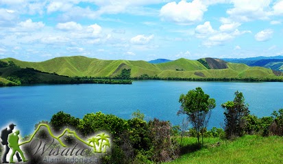 Detail Pemandangan Danau Sentani Nomer 52