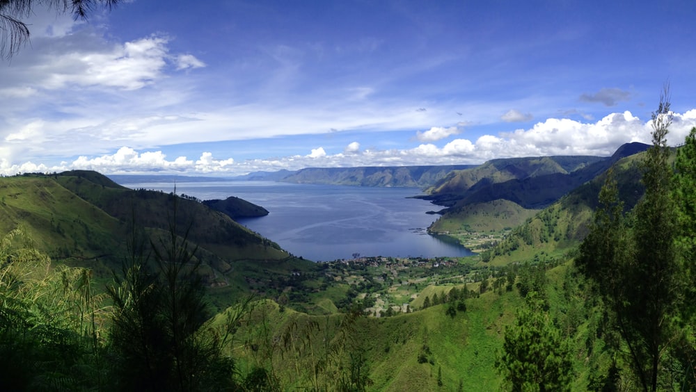 Detail Pemandangan Danau Toba Nomer 9