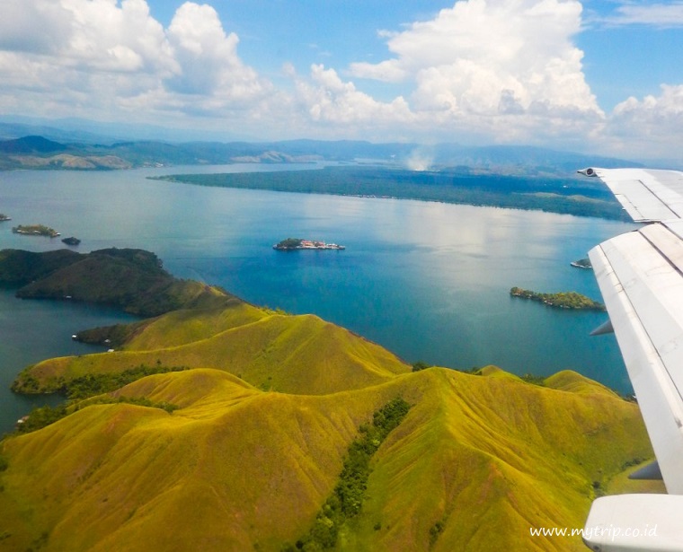 Detail Pemandangan Di Atas Pesawat Nomer 39