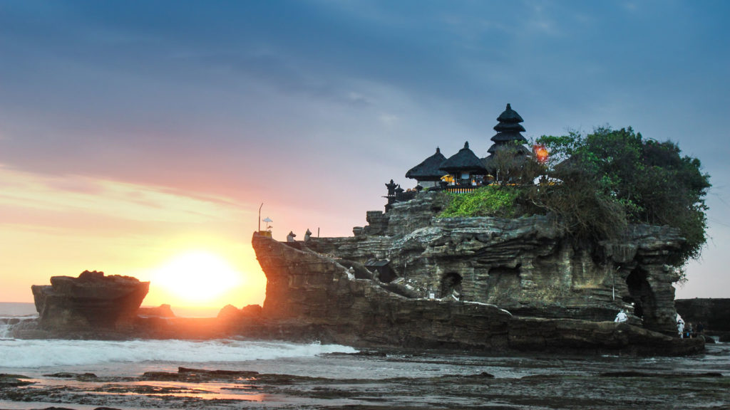 Detail Pemandangan Di Pantai Kuta Bali Nomer 3