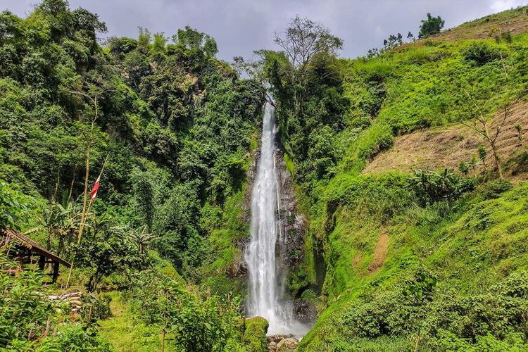 Detail Pemandangan Gunung Air Terjun Nomer 40