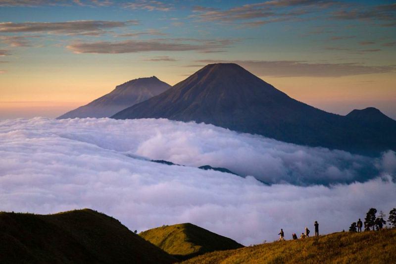 Detail Pemandangan Gunung Dan Sungai Nomer 49