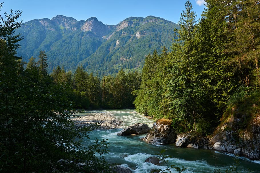 Detail Pemandangan Gunung Dan Sungai Nomer 57