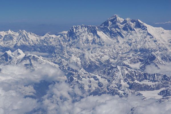 Detail Pemandangan Gunung Everest Nomer 10