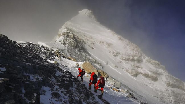 Detail Pemandangan Gunung Everest Nomer 52