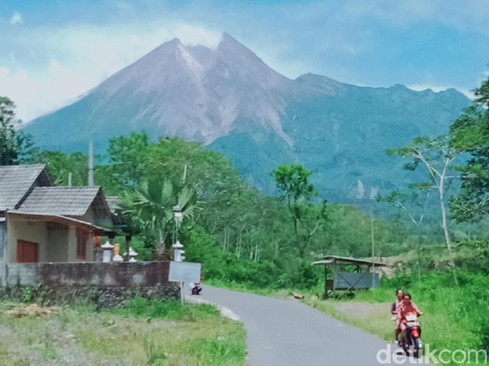 Detail Pemandangan Gunung Merapi Nomer 11