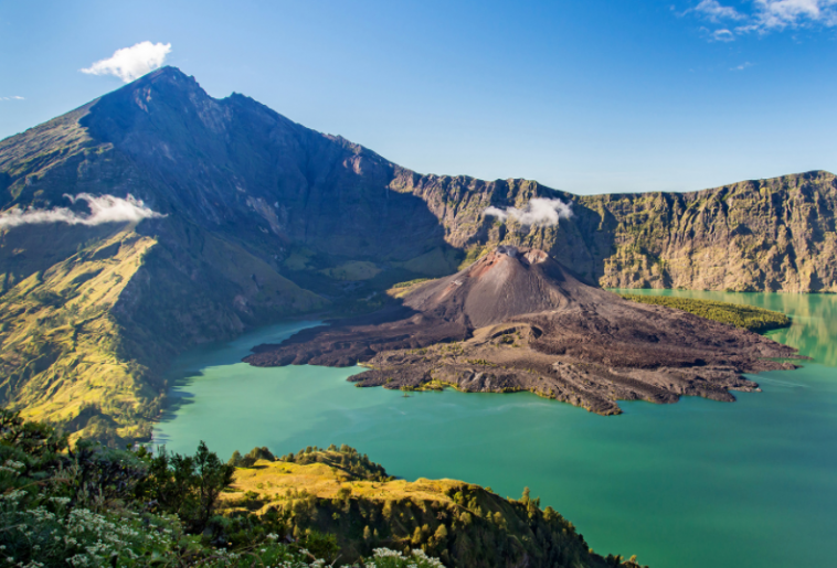 Detail Pemandangan Gunung Rinjani Lombok Nomer 8