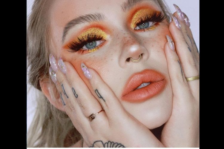 Detail Lukis Wajah Make Up Nomer 25