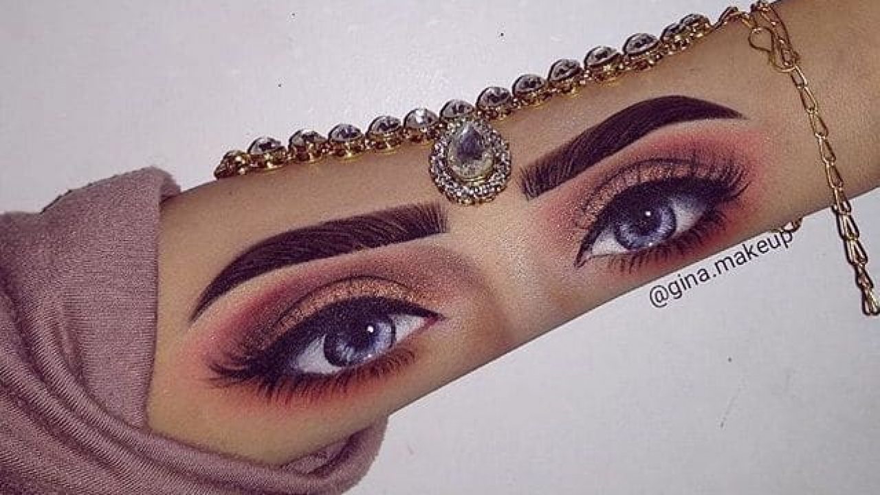 Detail Lukis Wajah Make Up Nomer 39