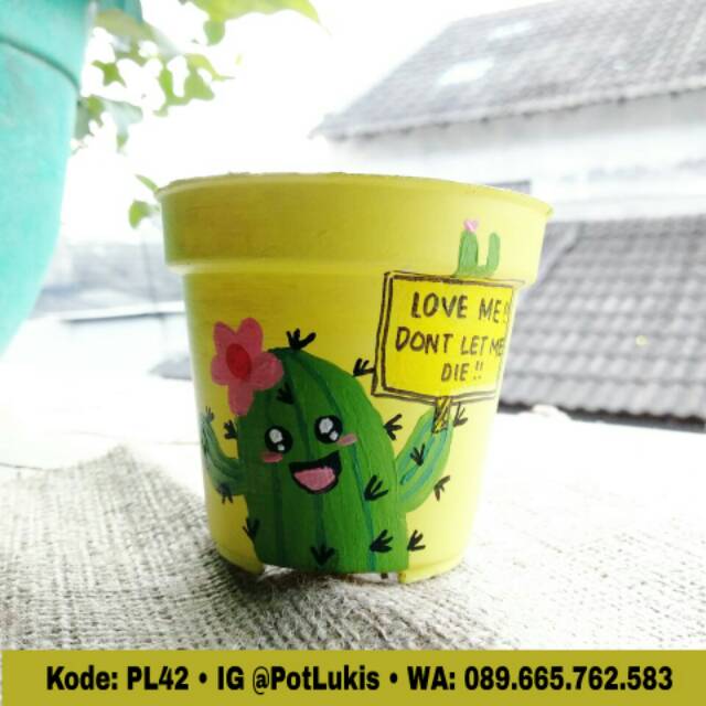 Detail Lukisan Di Pot Bunga Plastik Nomer 15