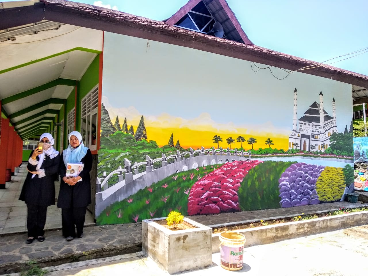 Detail Lukisan Dinding Sekolah Sma Nomer 7