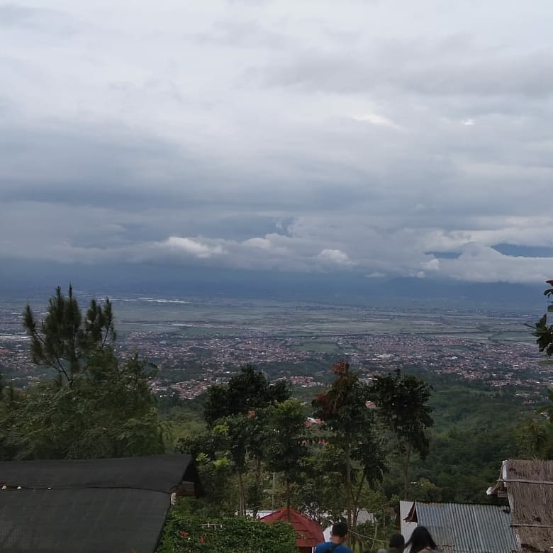 Detail Pemandangan Kota Bandung Nomer 21