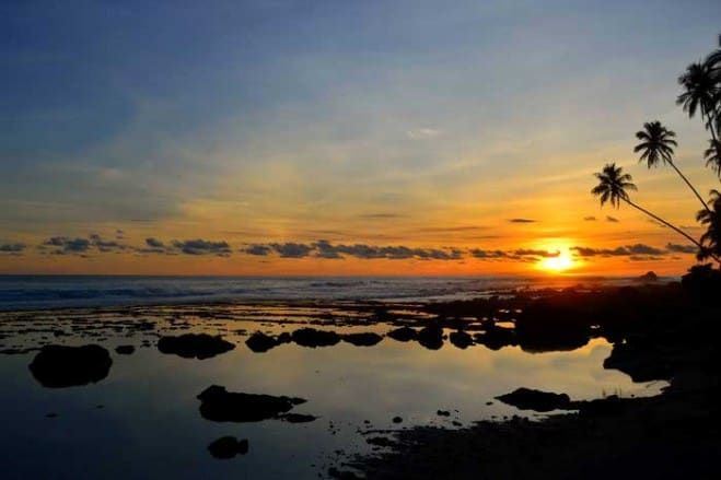 Detail Pemandangan Laut Pada Waktu Senja Nomer 25